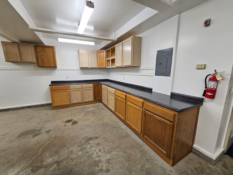 Building Photo - 3030 Lore Rd