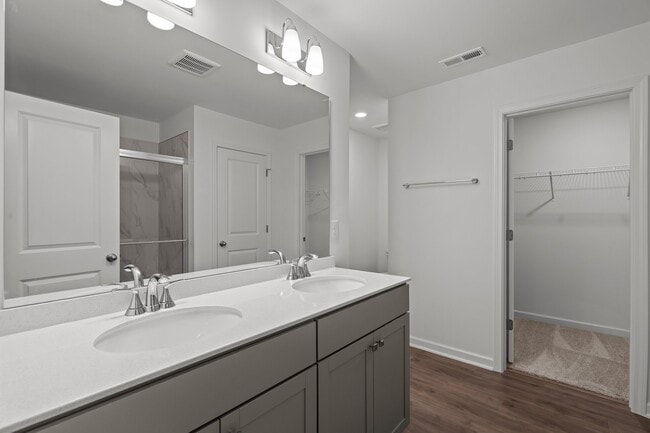 Building Photo - 2130 Rockface Wy