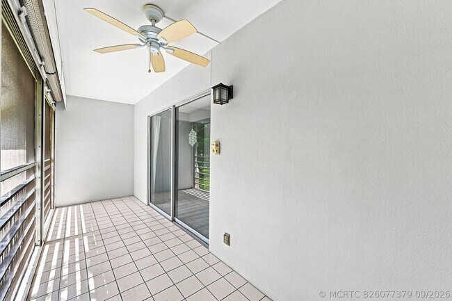 Building Photo - 2404 Antigua Cir