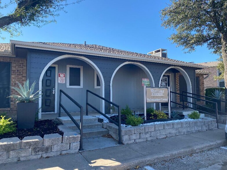 Westlake Gardens & Bella Terra Apartments 1823 S Las Vegas Trl White