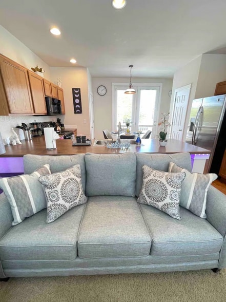 Building Photo - 9505 E 107th Pl