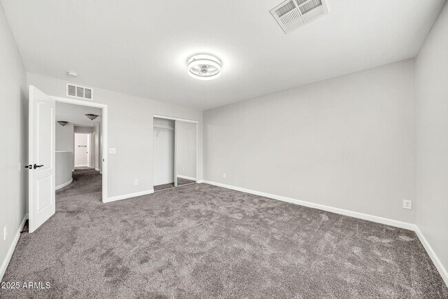 Building Photo - 7859 W Redbird Rd