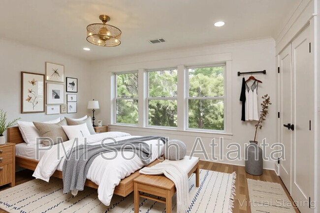 Building Photo - 116 3rd Ave