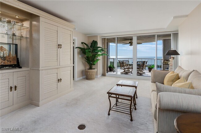 Building Photo - 6849 Grenadier Blvd