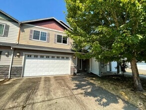 Building Photo - Fantastic Hillsboro Home with Attached Gar...