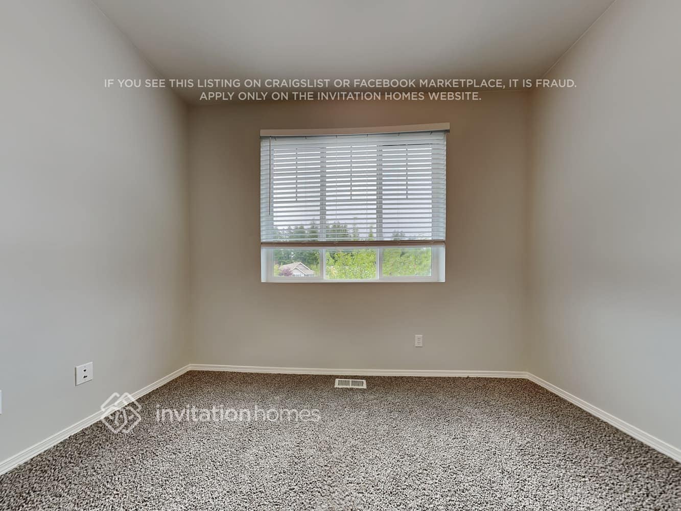 Building Photo - 9115 Periwinkle Loop NE