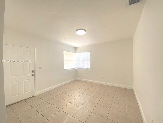 Building Photo - 120 NE 55th St
