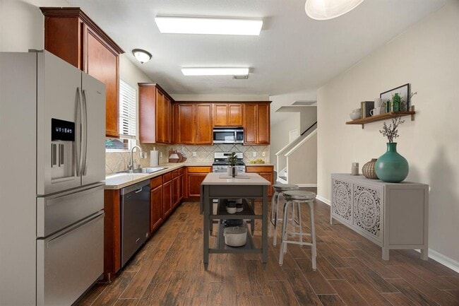 Building Photo - 10427 Lyndon Meadows Dr