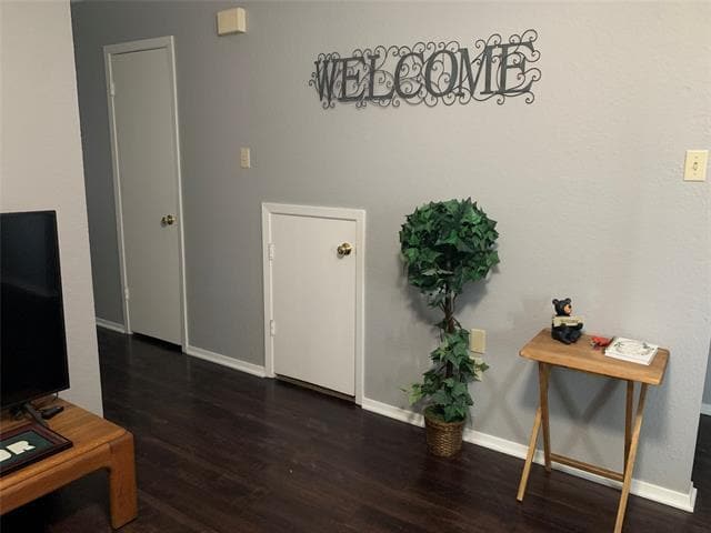 Building Photo - 1226 Baylor Ave