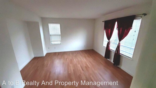 Building Photo - 3 br, 2.5 bath House - 2976 Stallion Way