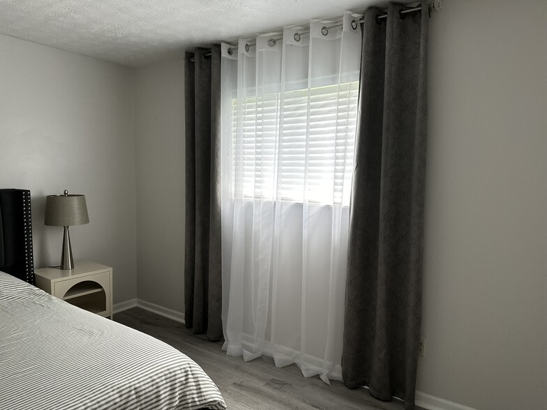 Building Photo - 1294 Old Newport Hwy