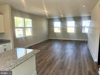 Building Photo - 171 Munsee Cir