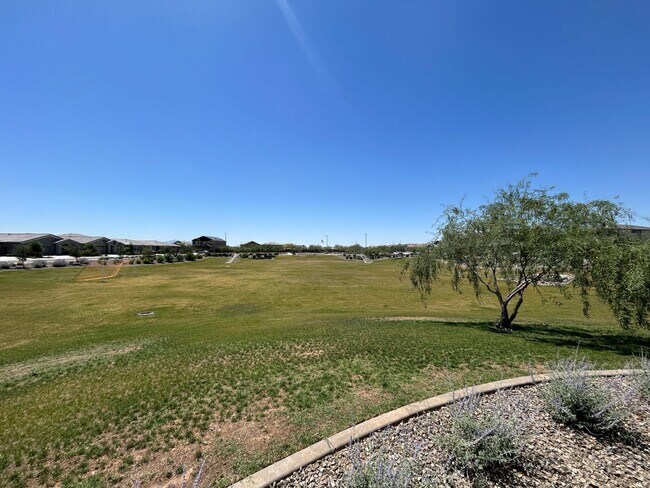 Building Photo - 5974 N 192nd Dr