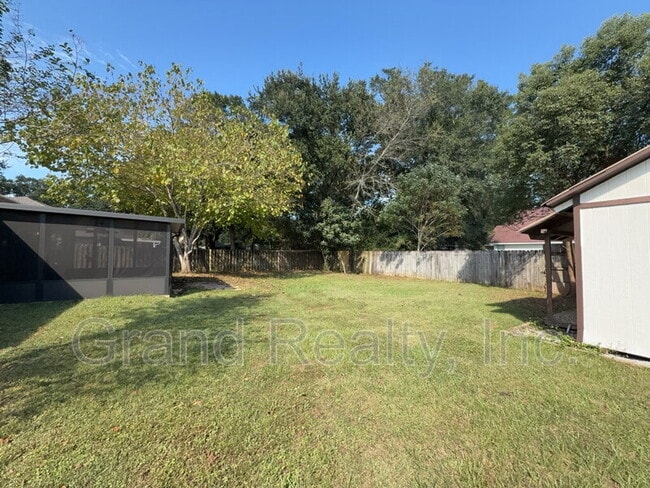 Building Photo - 5022 Patterson Ln