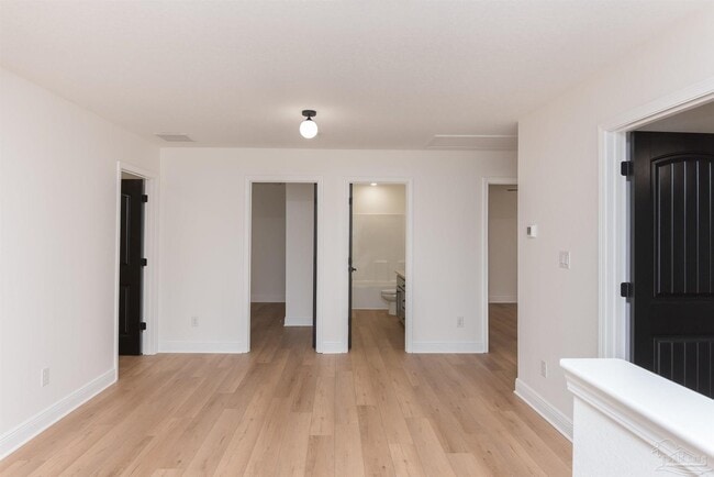 Building Photo - 1005 N A St