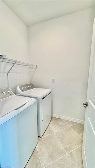 Building Photo - 43269 Waterbird Way