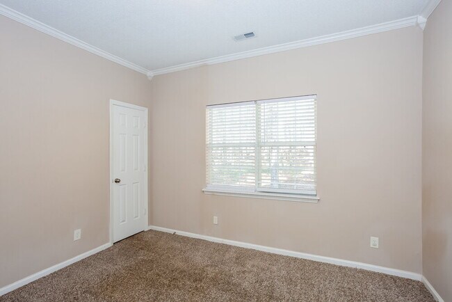 Building Photo - 13409 Baker Mills Rd