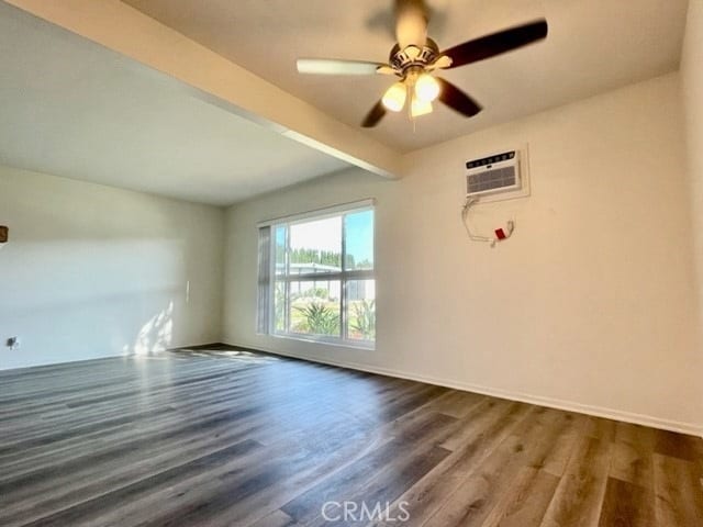 Building Photo - 1811 W Sallie Ln