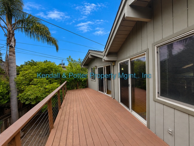 Building Photo - Spacious and Bright 3BR 2BA Seacliff Home - Close to the Beach!