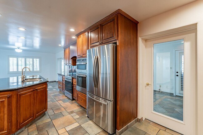 Building Photo - Coming Soon! 4 bed, 3.5 bath with a beautiful pool & views! No HOA - Available 02/01/2026