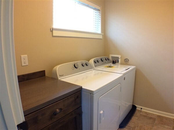 Building Photo - 63157 NE Hadley Pl