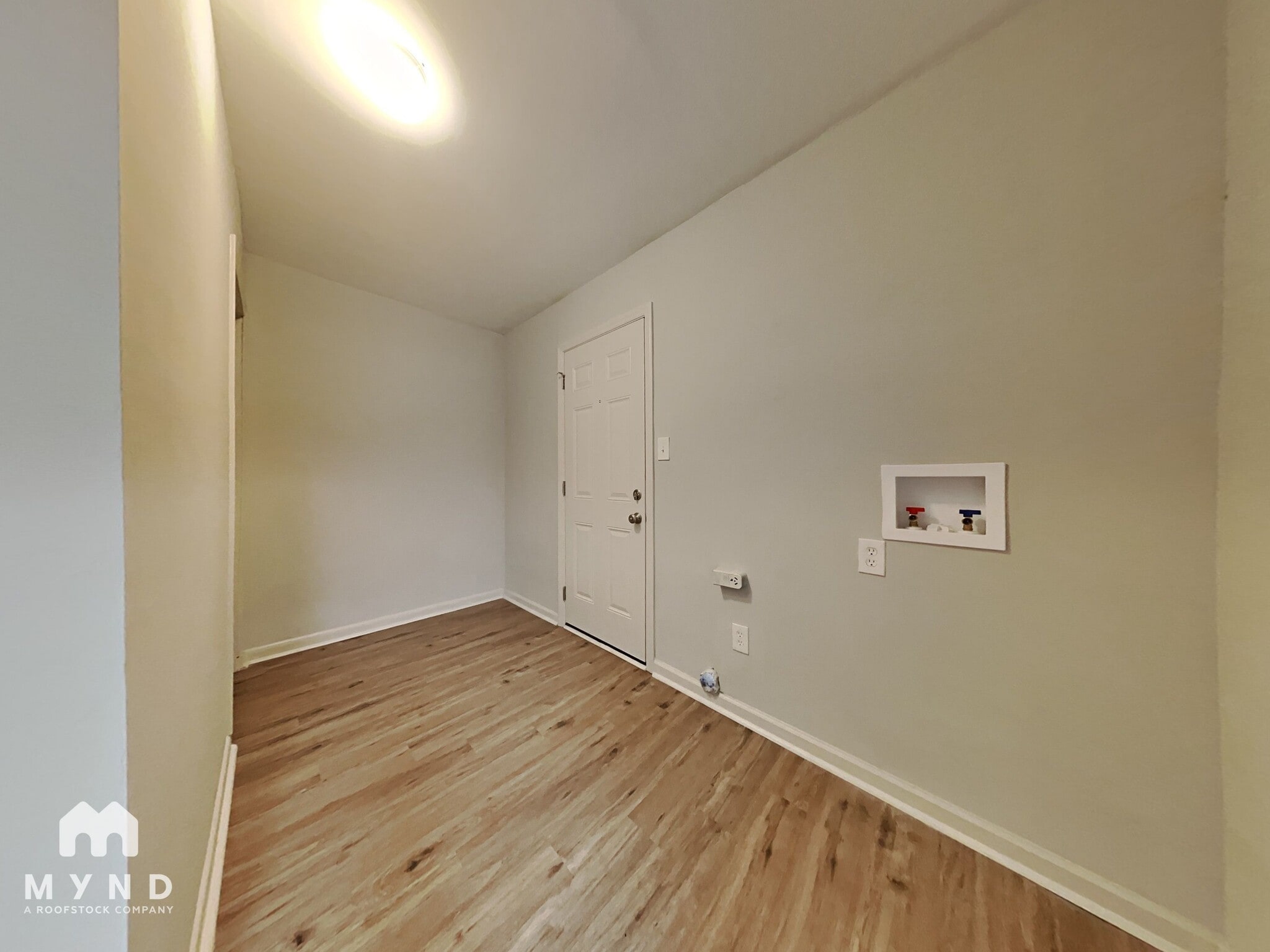 Building Photo - 3400 Pine Meadow Dr