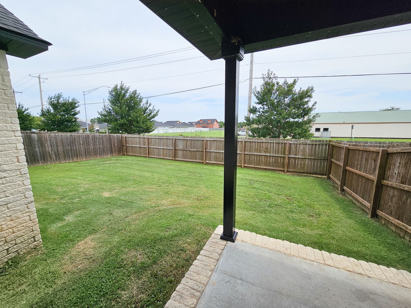 Building Photo - 6807 MARIBETTE RD