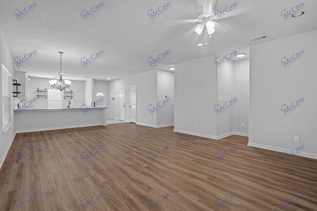 Building Photo - 5504 Wellesley Ave