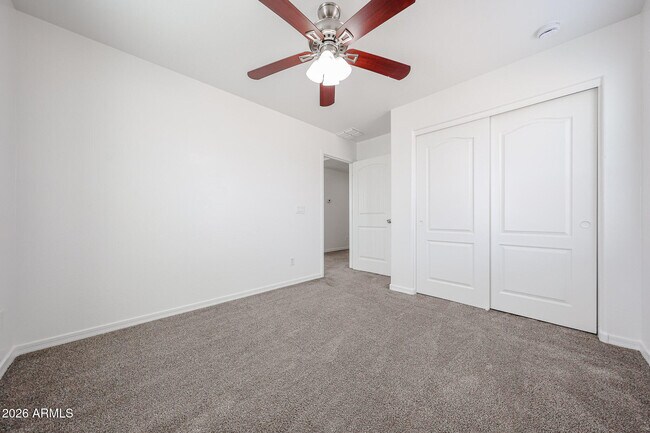 Building Photo - 41298 W Park Hill Dr