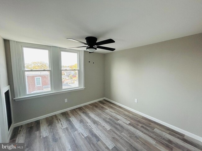 Building Photo - 326 Fountain St