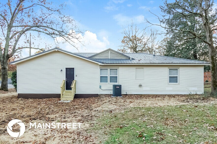 Building Photo - 504 Tupelo Rd