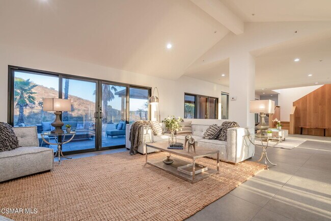 Building Photo - 3095 Palo Verde Cir
