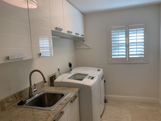 Building Photo - 5104 Flicker Field Cir