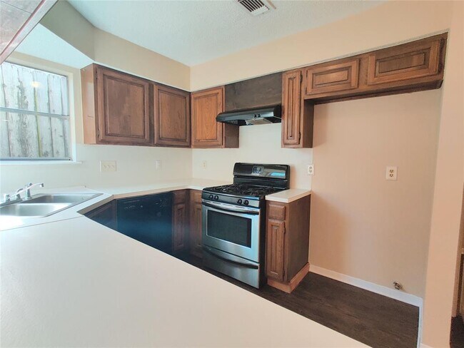 Building Photo - 5346 Randon Rd