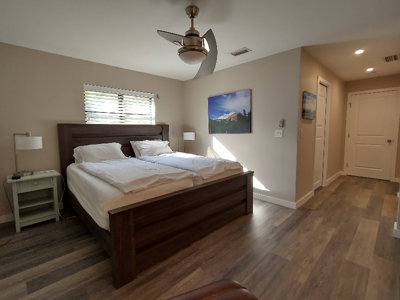 Building Photo - 1865 Washington Ave