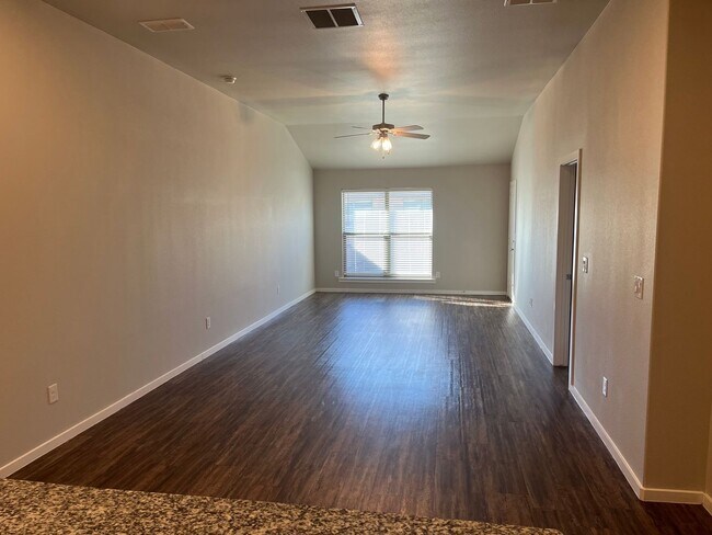 Building Photo - 2115 N Avenue K