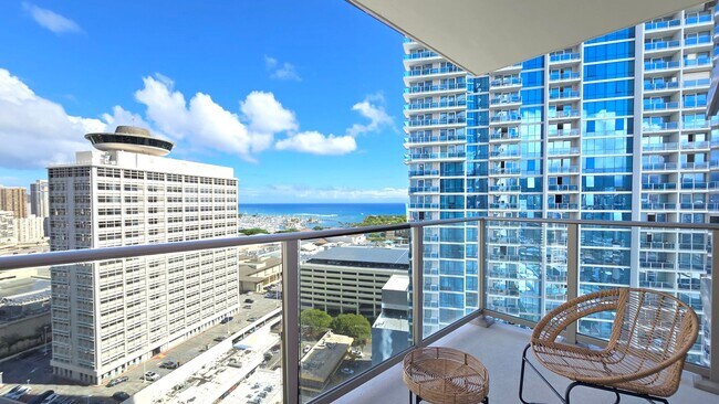 Building Photo - 1388 Kapiolani Blvd