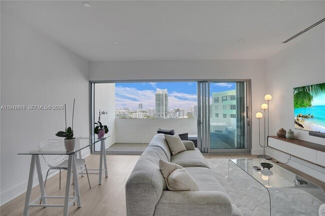 Building Photo - 3 Island Ave