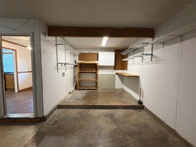 Building Photo - 8636 Strathmore Dr