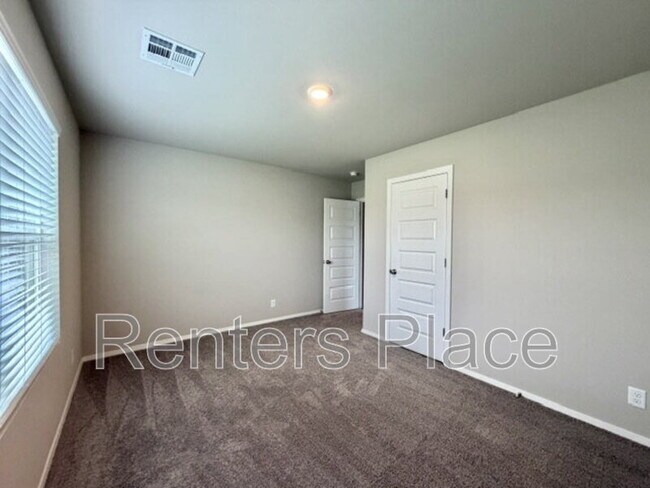 Building Photo - 3704 S 146th E Ave