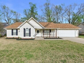 Building Photo - 1020 Highland Blvd