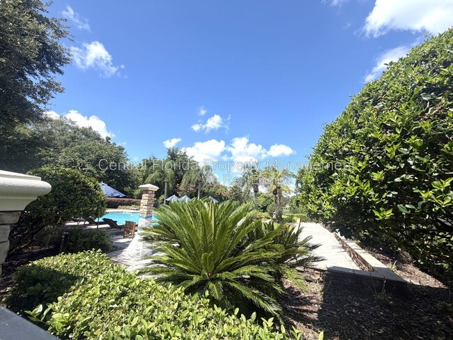 Building Photo - 6084 Stevenson Dr
