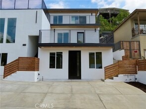 Building Photo - 1226 N Alma Ave