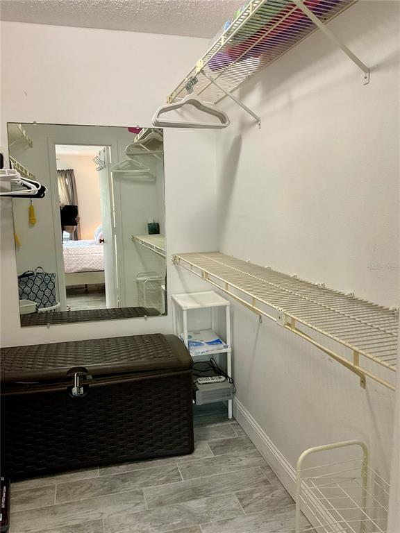 Building Photo - 3213 S Beneva Rd