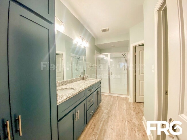 Building Photo - 1407 S Taylor St