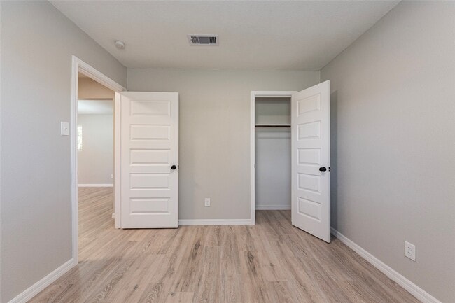 Building Photo - 4813 Cedar St