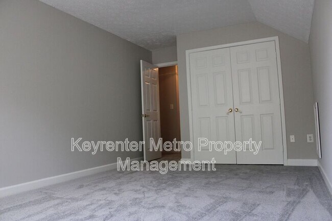 Building Photo - 1614 Albert Dr