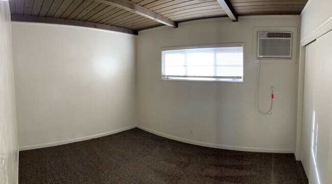 Building Photo - 1130 Stoddard Ave