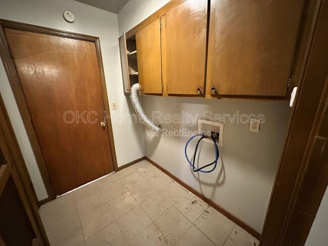 Building Photo - 2248 Laneway Cir