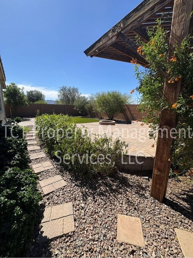 Building Photo - Beautifully Upgraded Home in Sedella Community